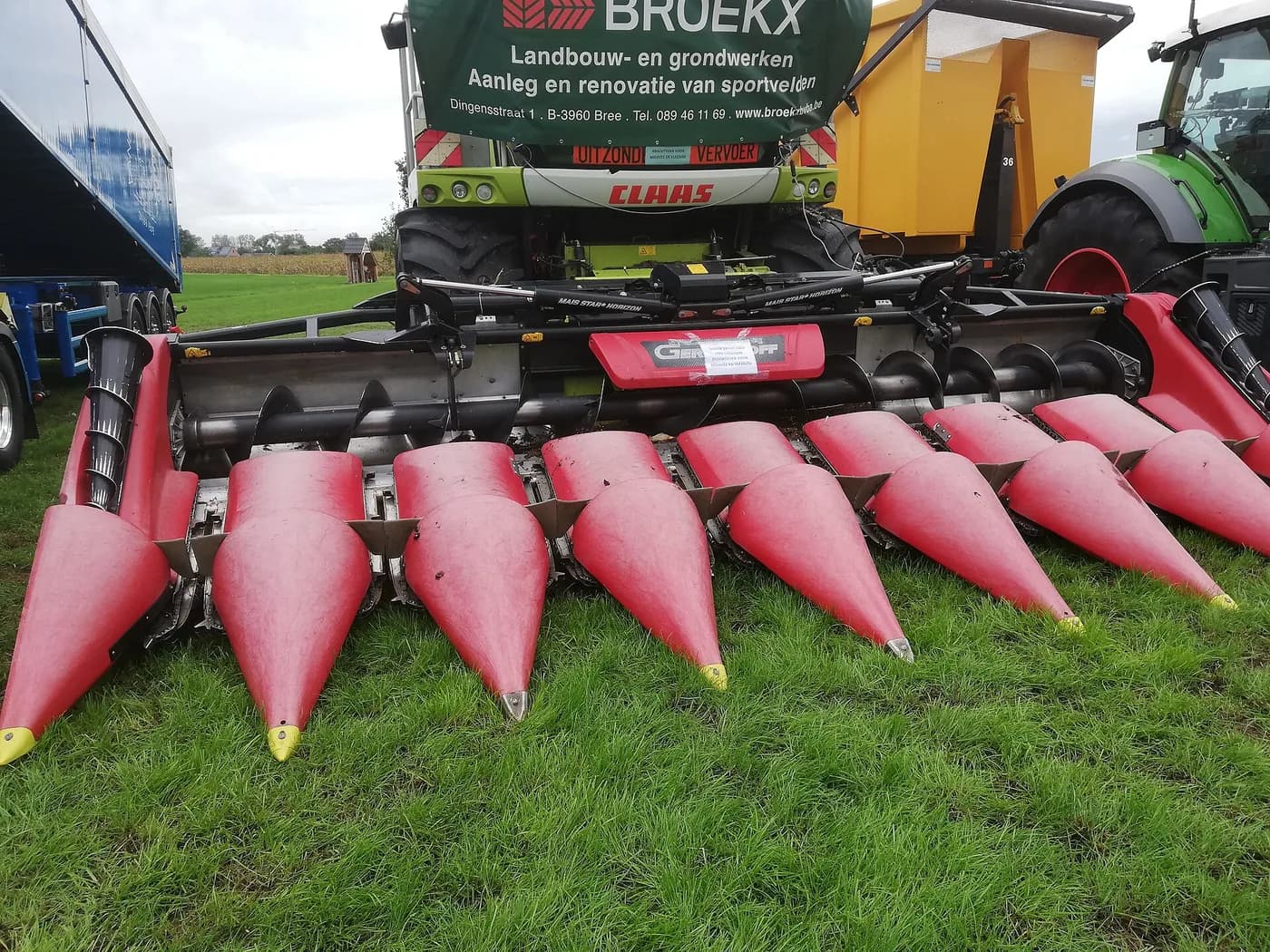 Geringhoff Mais Star 12-row maize header — representative photograph